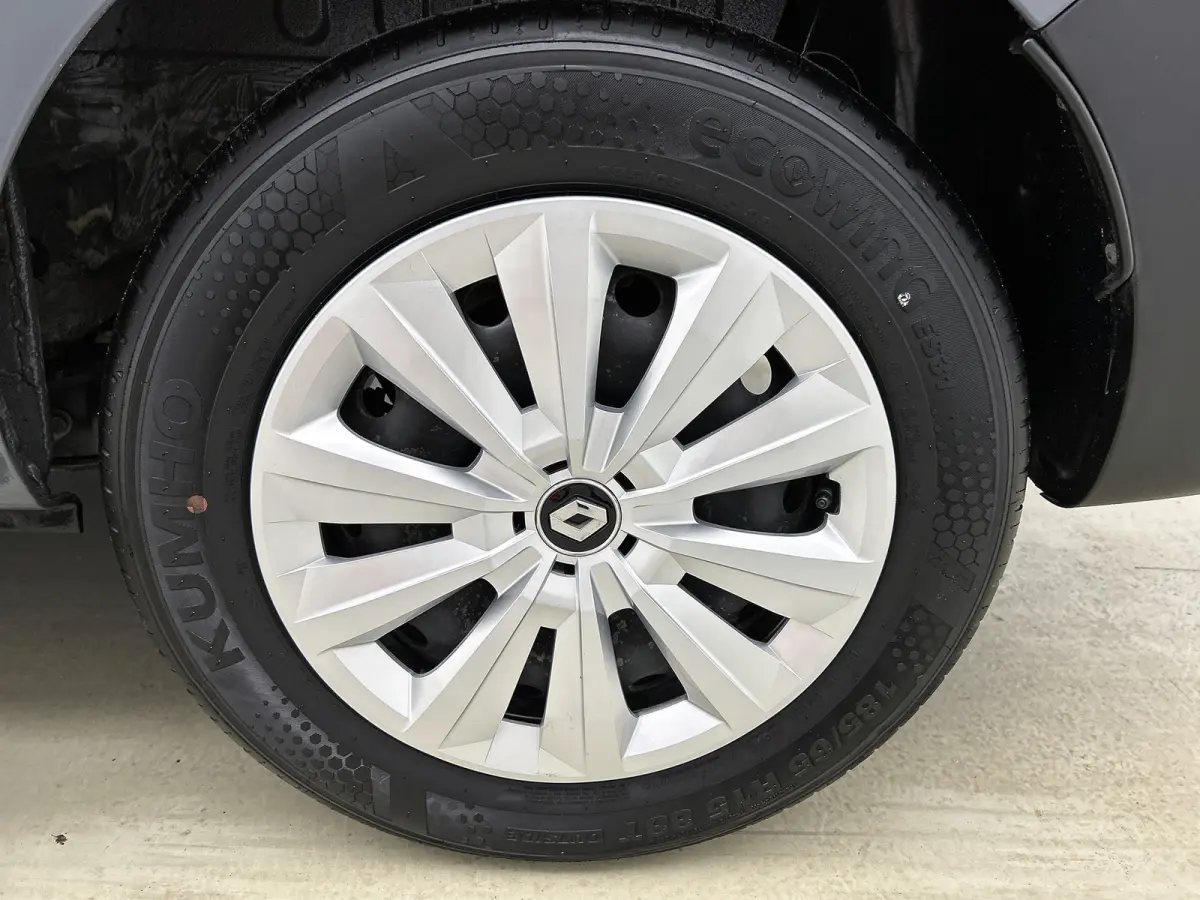 1.5 dCi 75PK Comfort | NAVI | AIRCO | 1e EIGENAAR | DEALER ONDERHOUDEN | PARK. SENSOREN
