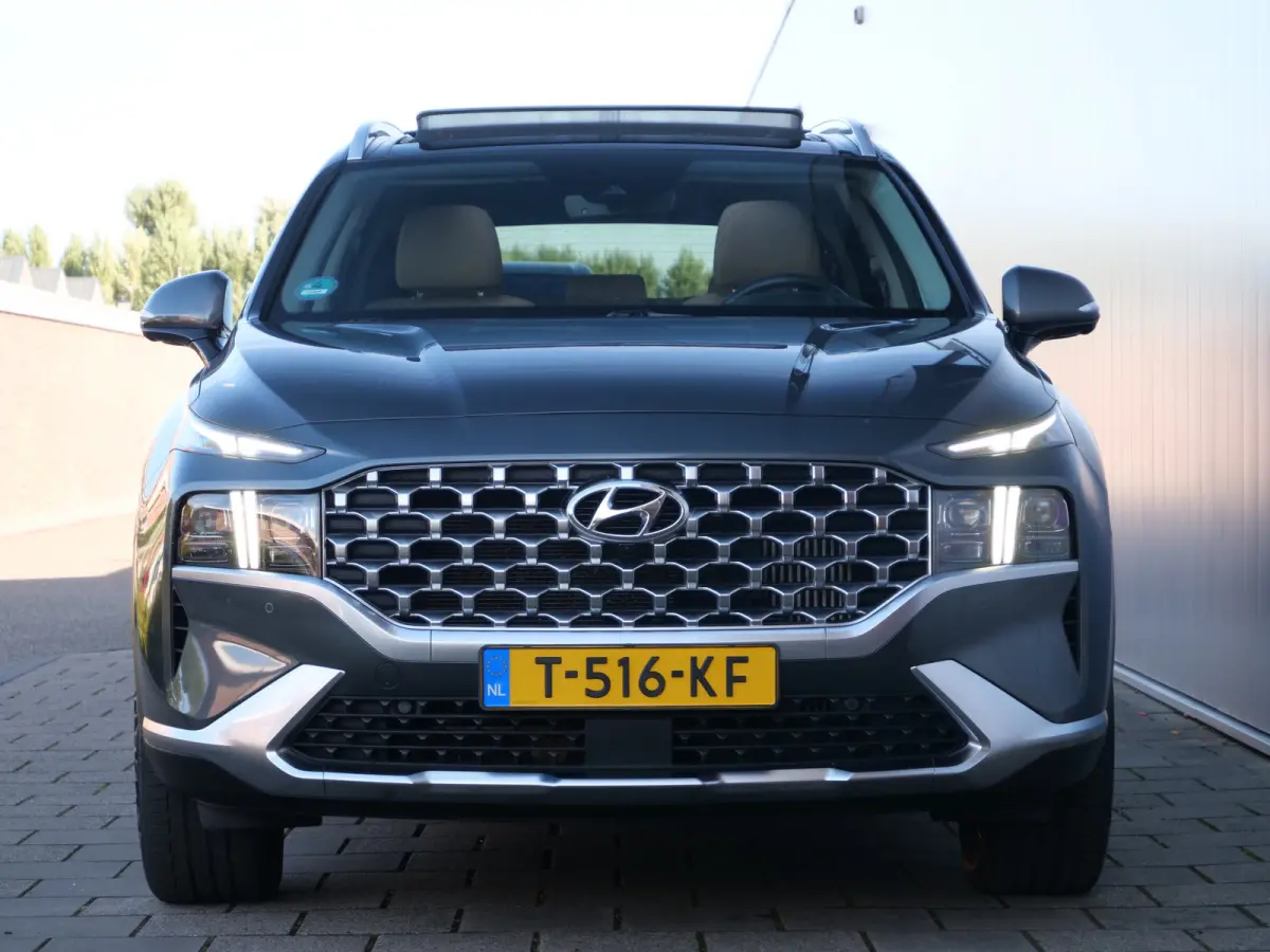 1.6 T-GDI PHEV Premium Sky 265 Pk Automaat Navi / DAB / Leer / Pano-dak / Trekhaak / Apple Carplay