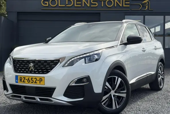 1.2 PureTech Allure ✓1e Eigenaar✓D-riem vv 2024✓360° Camera✓Navi✓Trekhaak✓Carplay✓131pk✓Dealer Onderhouden✓Keyless✓Memory stoelen✓Halfleder✓Pdc V+A✓Stoelverw✓Dod
