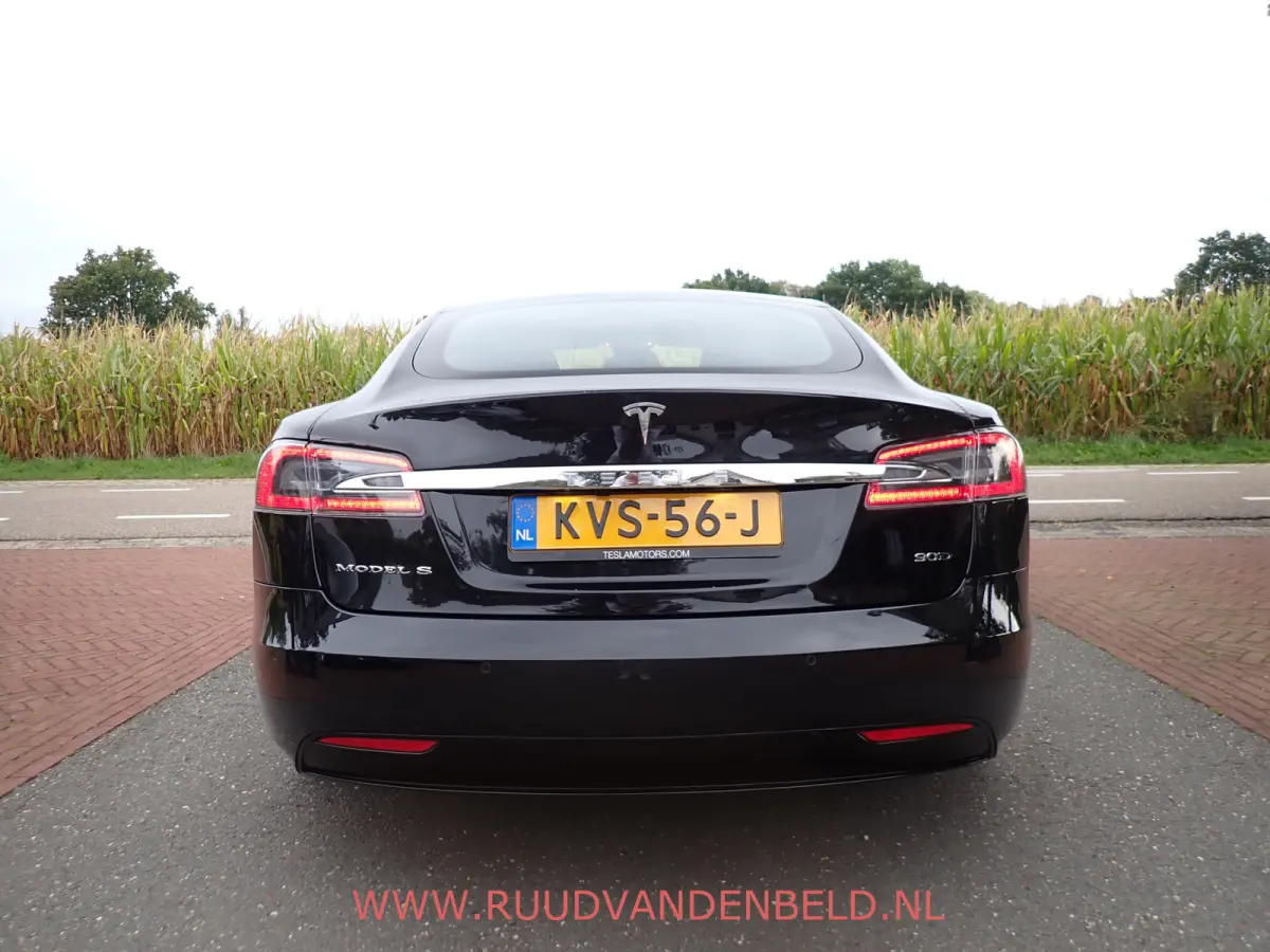 90D Base SOH 87% / CCS / AUTOPILOT / LUCHTVERING