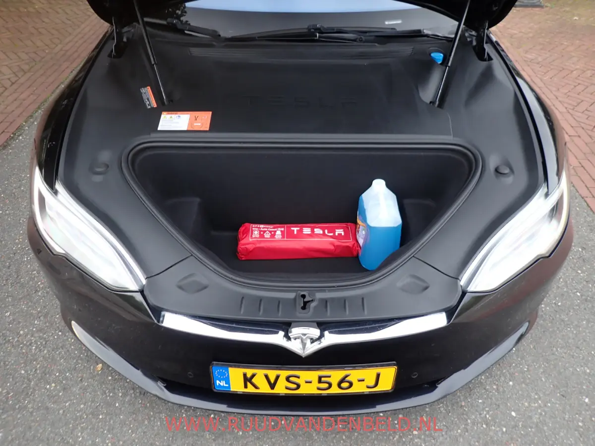 90D Base SOH 87% / CCS / AUTOPILOT / LUCHTVERING