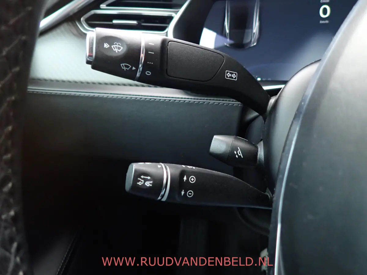 90D Base SOH 87% / CCS / AUTOPILOT / LUCHTVERING