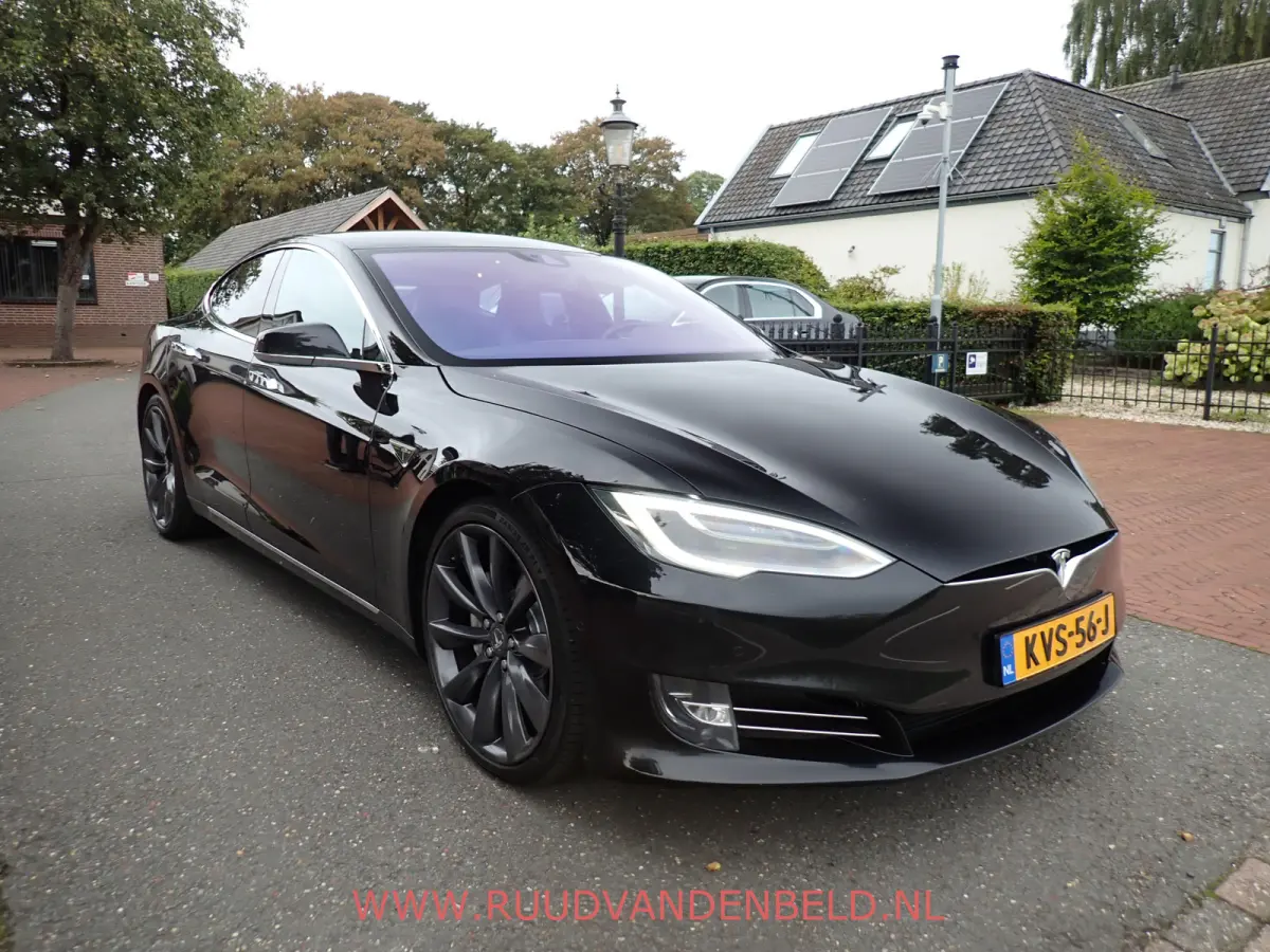 90D Base SOH 87% / CCS / AUTOPILOT / LUCHTVERING