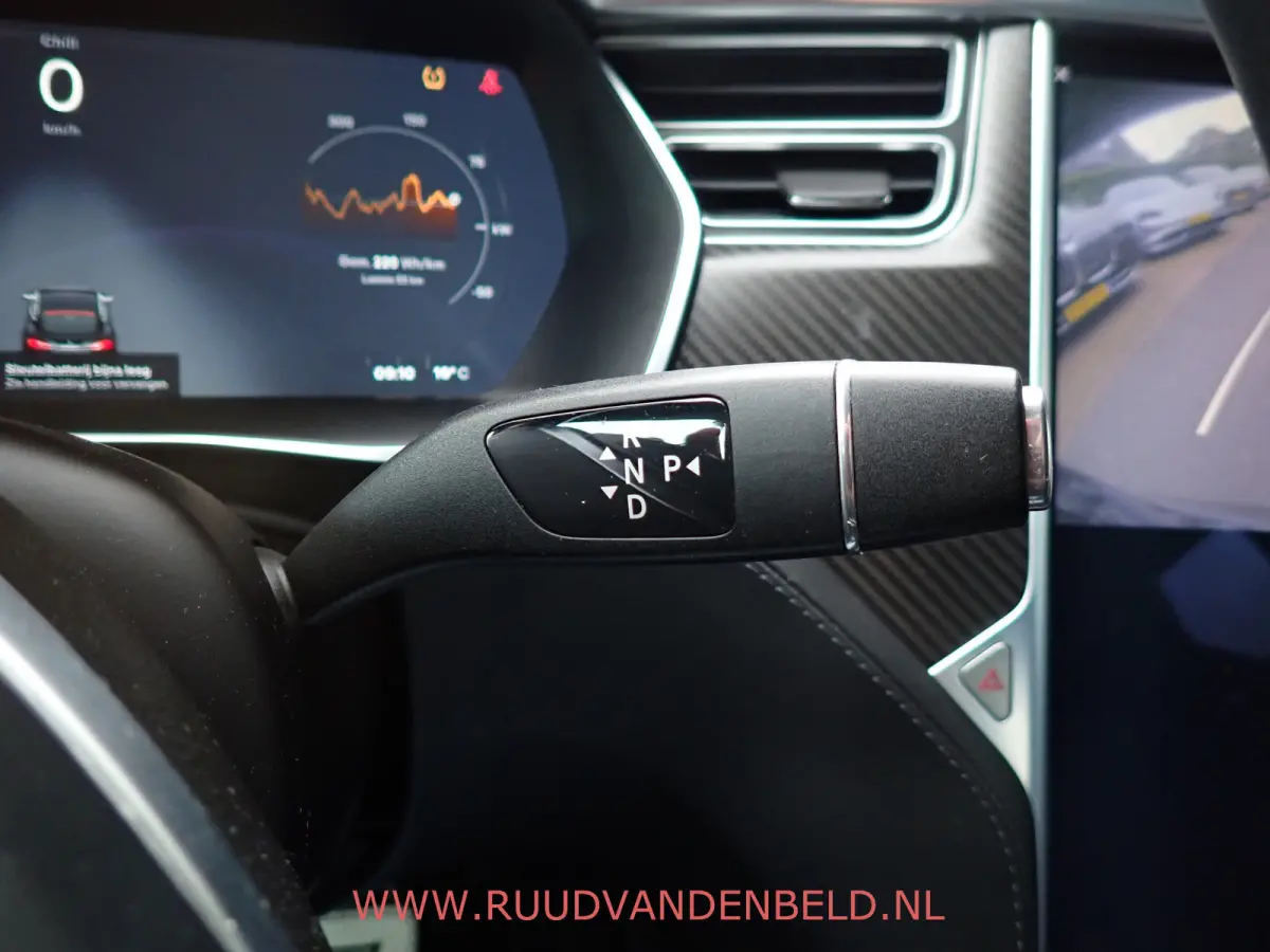 90D Base SOH 87% / CCS / AUTOPILOT / LUCHTVERING