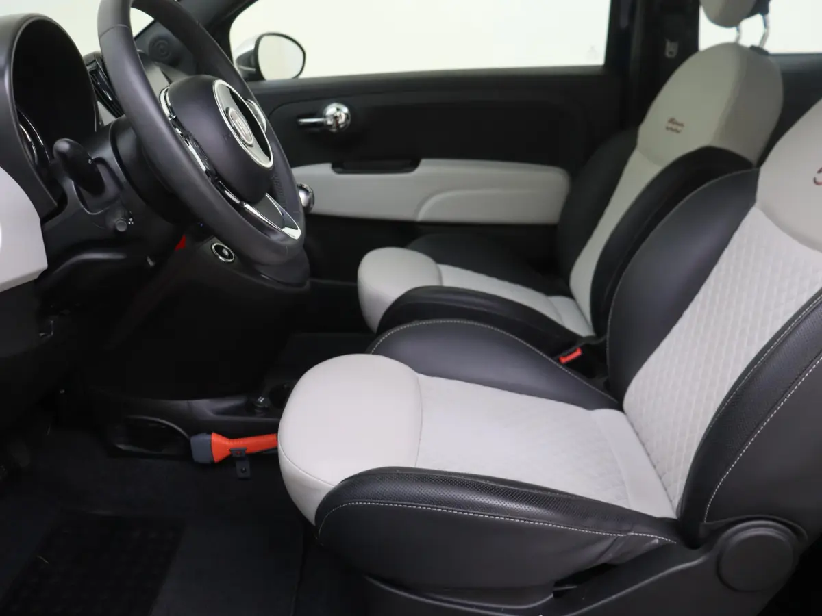 1.0 Hybrid Star | Apple Carplay/Android Auto | Panoramadak | Airconditioning | Lichtmetalen Velgen |
