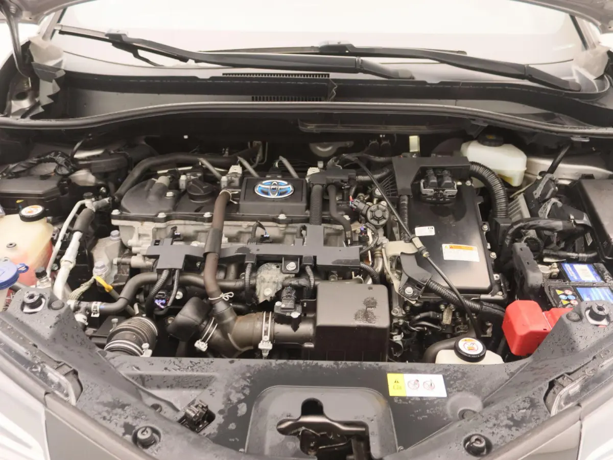 1.8 Hybrid Style | Navigatie | Climate Control | Stoelverwarming | Cruise Control |