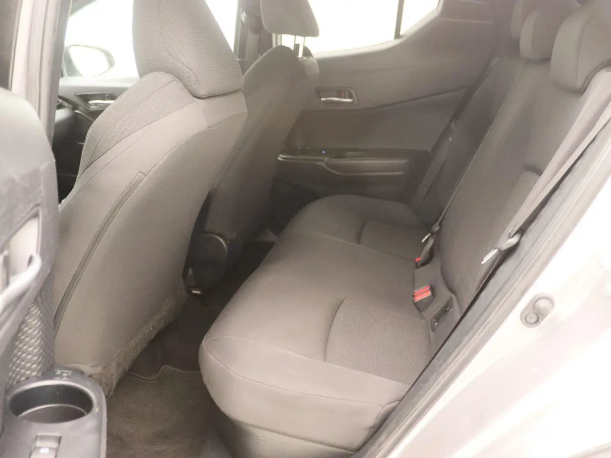 1.8 Hybrid Style | Navigatie | Climate Control | Stoelverwarming | Cruise Control |
