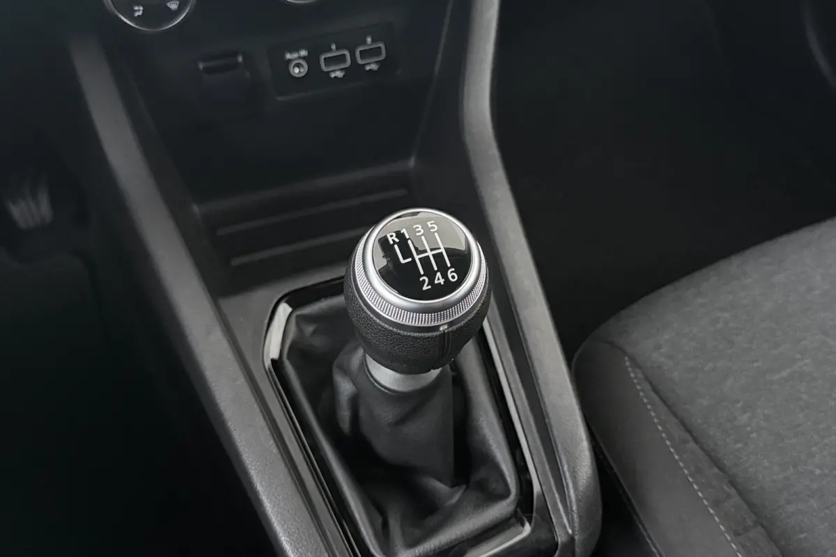 1.0 92 PK TCe Business Zen Trekhaak Camera Carplay DAB
