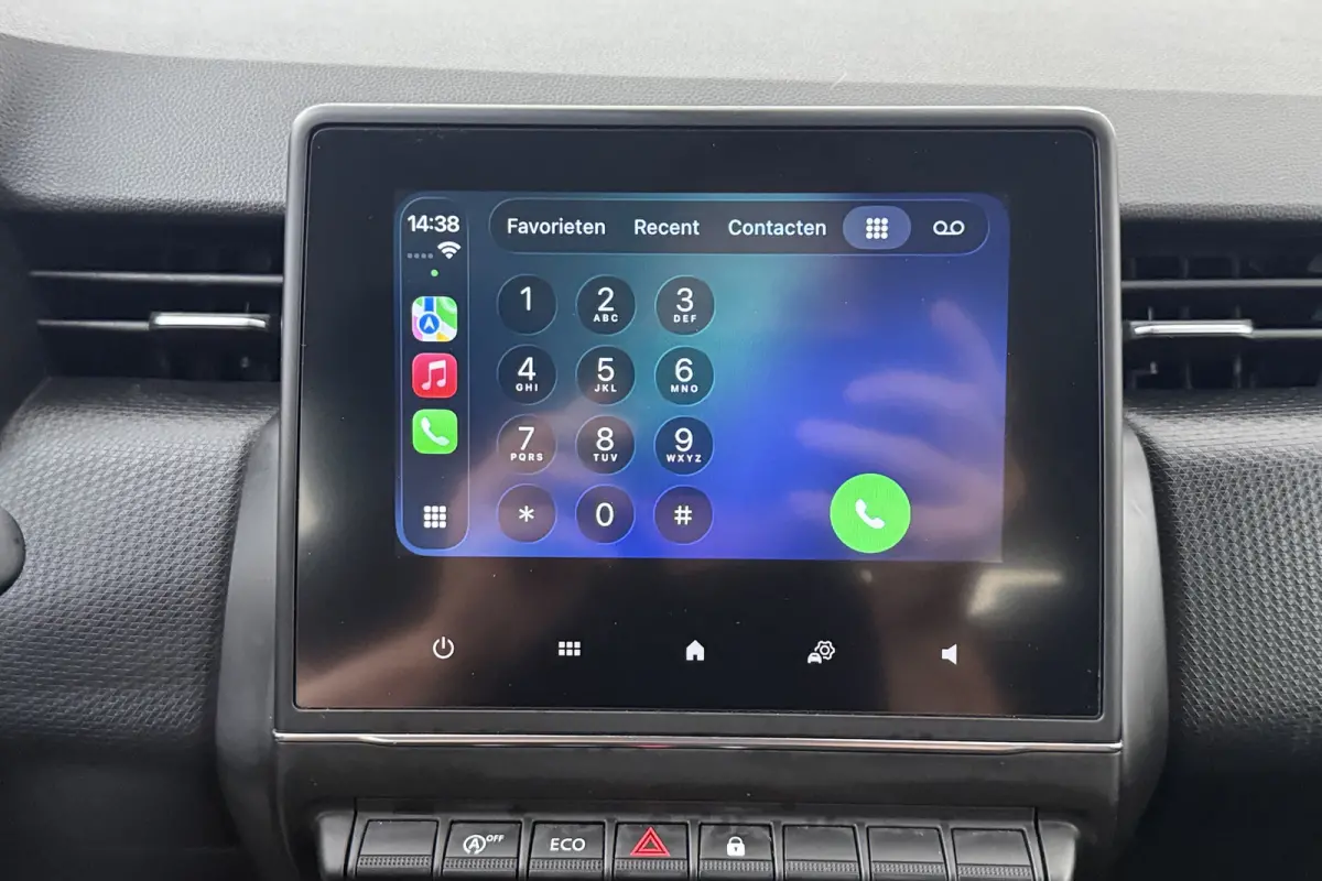 1.0 92 PK TCe Business Zen Trekhaak Camera Carplay DAB