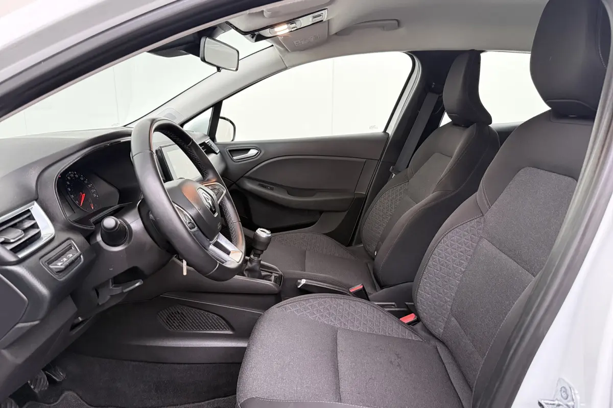 1.0 92 PK TCe Business Zen Trekhaak Camera Carplay DAB