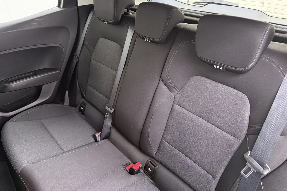 1.0 92 PK TCe Business Zen Trekhaak Camera Carplay DAB