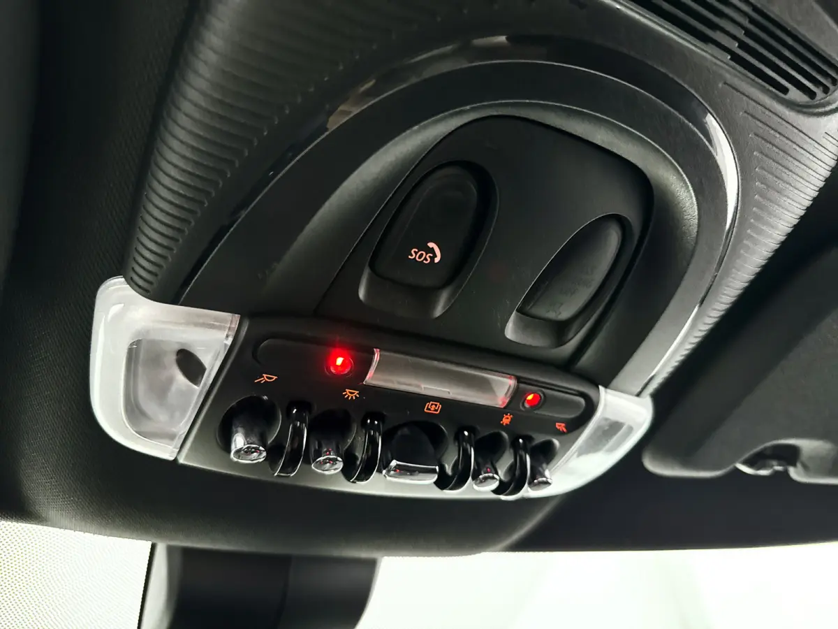 1.5 Cooper | Panoramadak | Parkeercamera | Stoelverwarming | Carplay