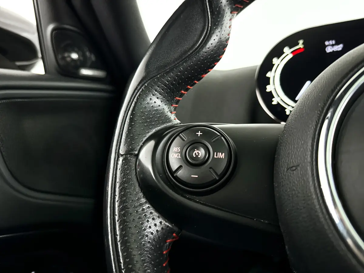 1.5 Cooper | Panoramadak | Parkeercamera | Stoelverwarming | Carplay