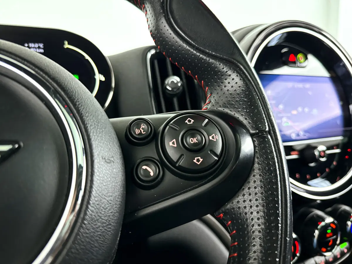 1.5 Cooper | Panoramadak | Parkeercamera | Stoelverwarming | Carplay