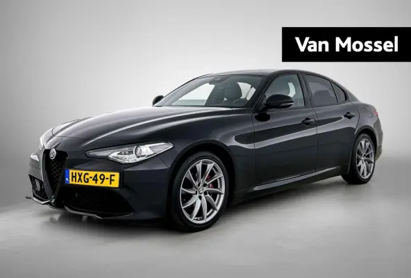 2.0T 200pk Sprint | AUTOMAAT | ACHTERUITRIJCAMERA | APPLE CARPLAY - ANDROID AUTO | HALF LEDER | PARKEERSENSOREN | DAB RADIO | ADAPTIVE CRUISE CONTROL | BI XENON |