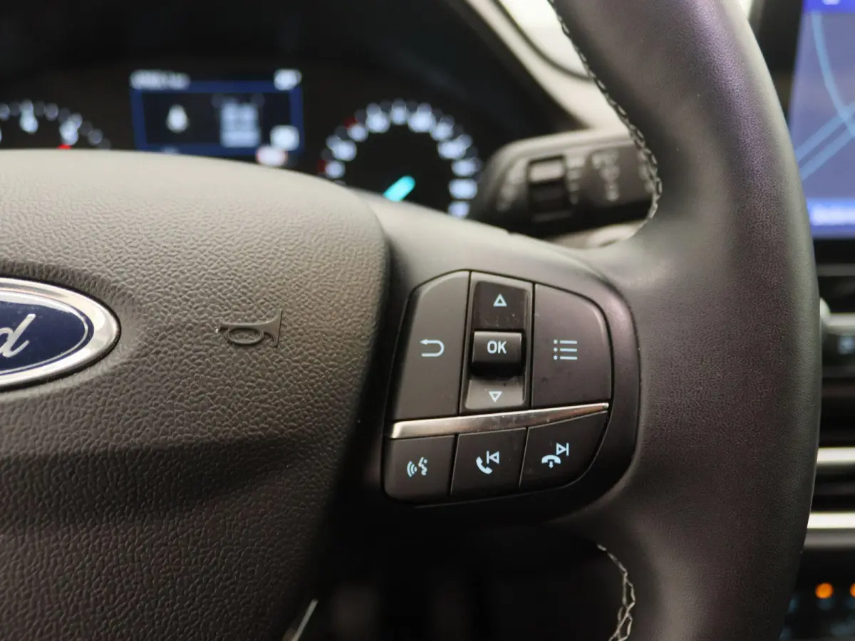 1.0 EcoBoost Titanium X | Winter Pakket | Apple Carplay - Android Auto | Camera |