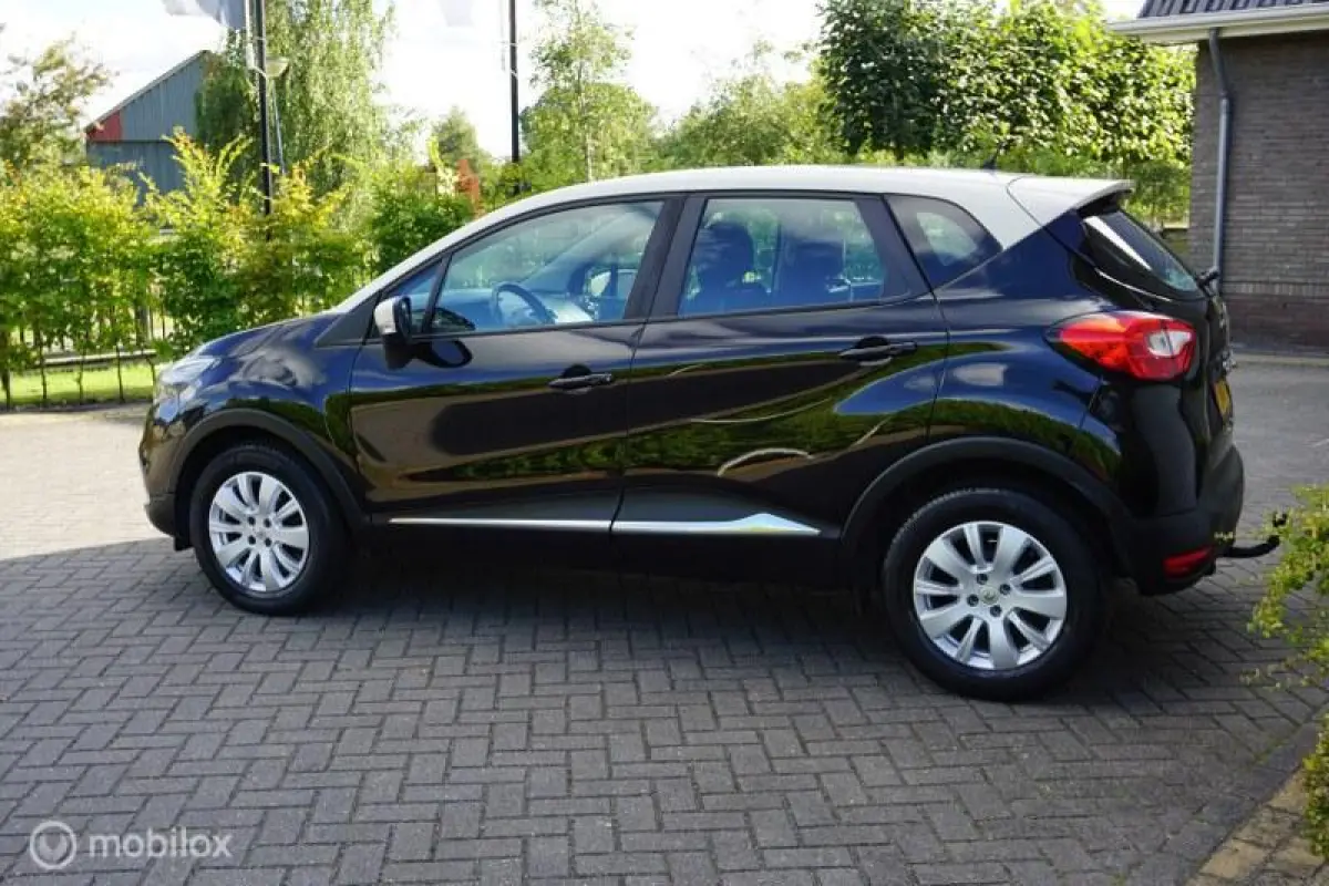 0.9 TCe Limited Edition dealer onderhouden !