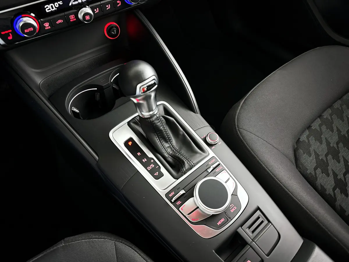 1.8 TFSI quattro Ambiente Pro Line plus | Park assist | Xenon | Stoelverwarming
