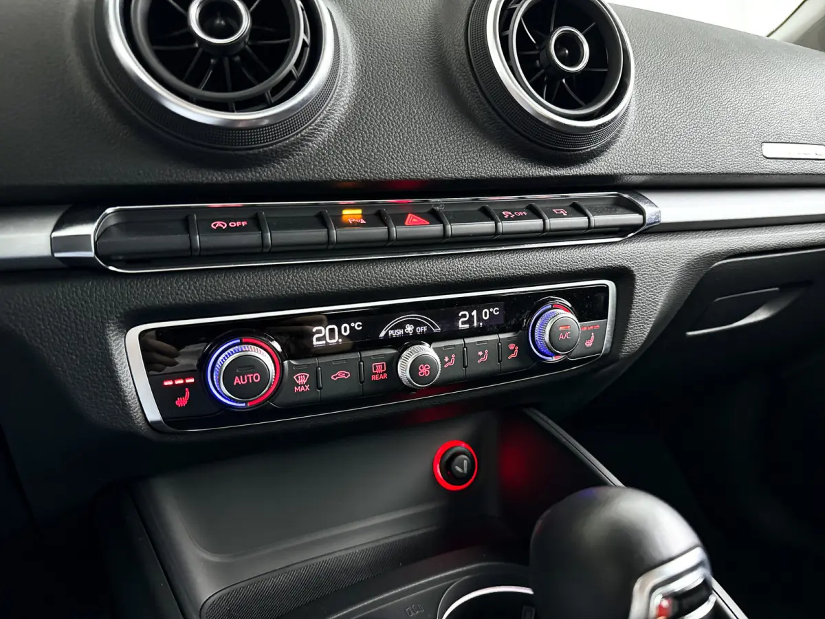 1.8 TFSI quattro Ambiente Pro Line plus | Park assist | Xenon | Stoelverwarming