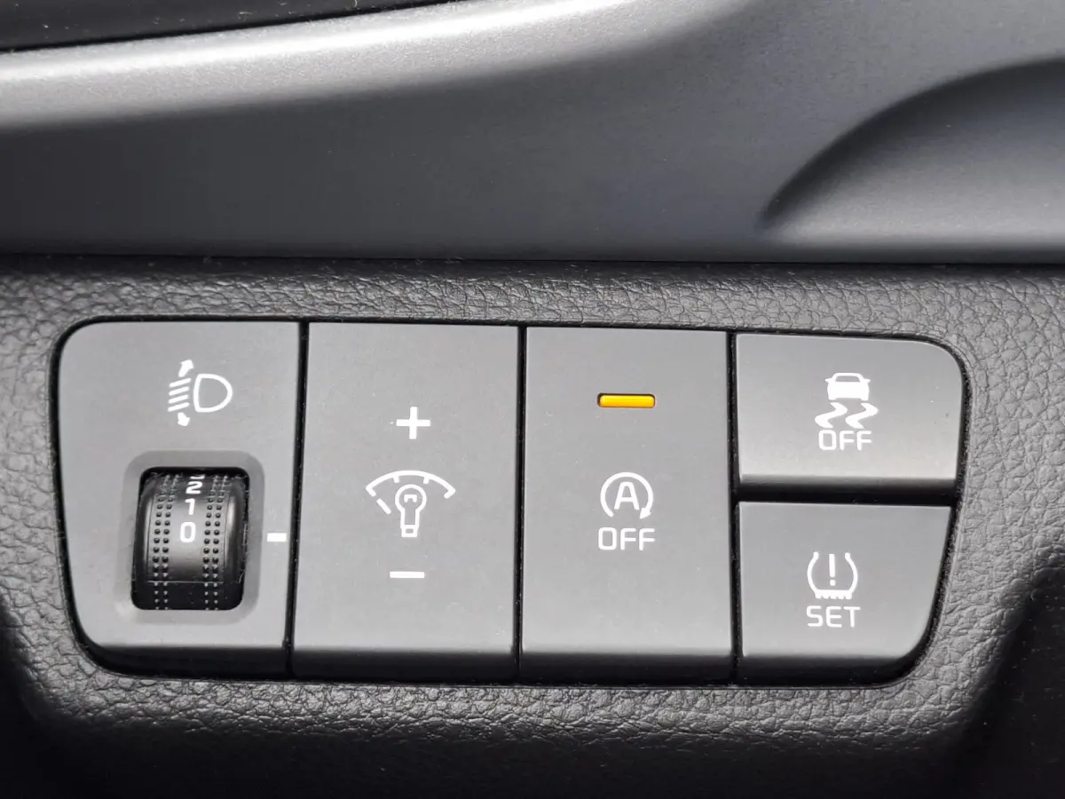 1.0 T-GDi MHEV DynamicPlusLine | Android Auto/Apple Carplay | LM Velgen 16" | Cruise Control | DAB | Dimlichten Automatisch | Airco |