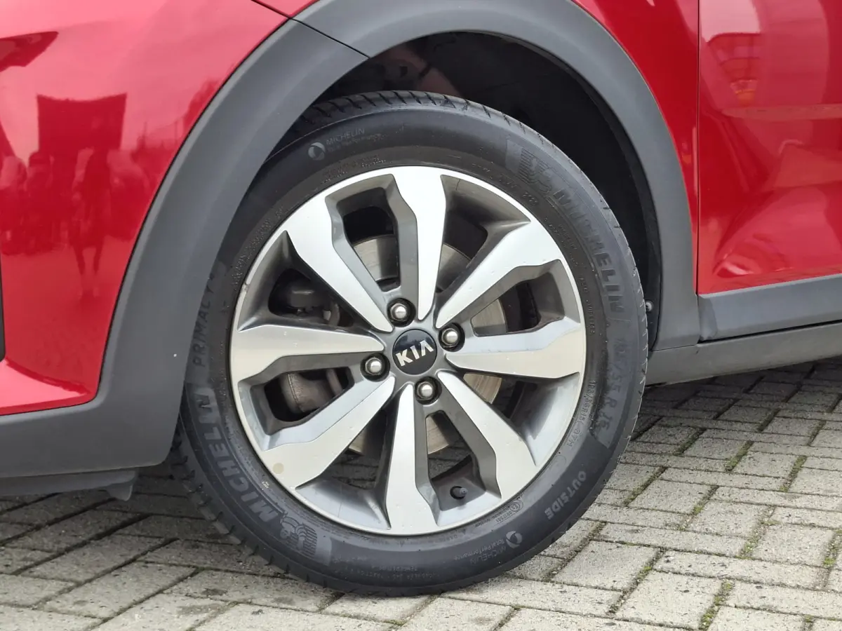1.0 T-GDi MHEV DynamicPlusLine | Android Auto/Apple Carplay | LM Velgen 16" | Cruise Control | DAB | Dimlichten Automatisch | Airco |