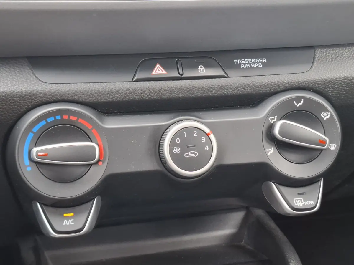 1.0 T-GDi MHEV DynamicPlusLine | Android Auto/Apple Carplay | LM Velgen 16" | Cruise Control | DAB | Dimlichten Automatisch | Airco |