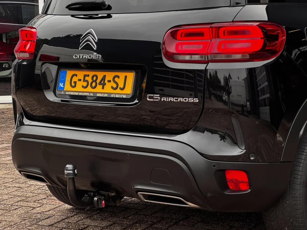 1.6 PureTech Feel | Trekhaak | Panoramadak | Stoelverwarming | Citroen dealer onderhouden | Camera
