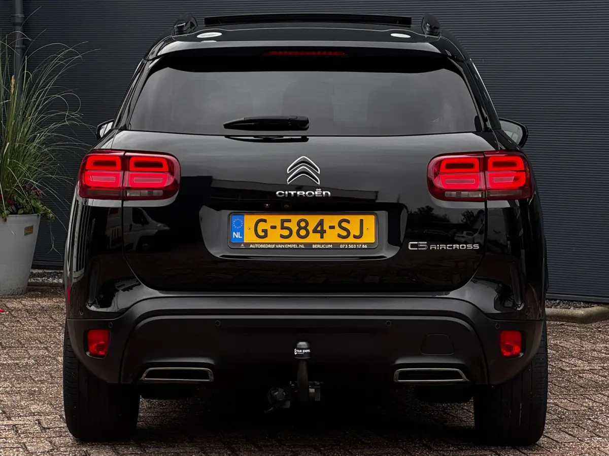 1.6 PureTech Feel | Trekhaak | Panoramadak | Stoelverwarming | Citroen dealer onderhouden | Camera