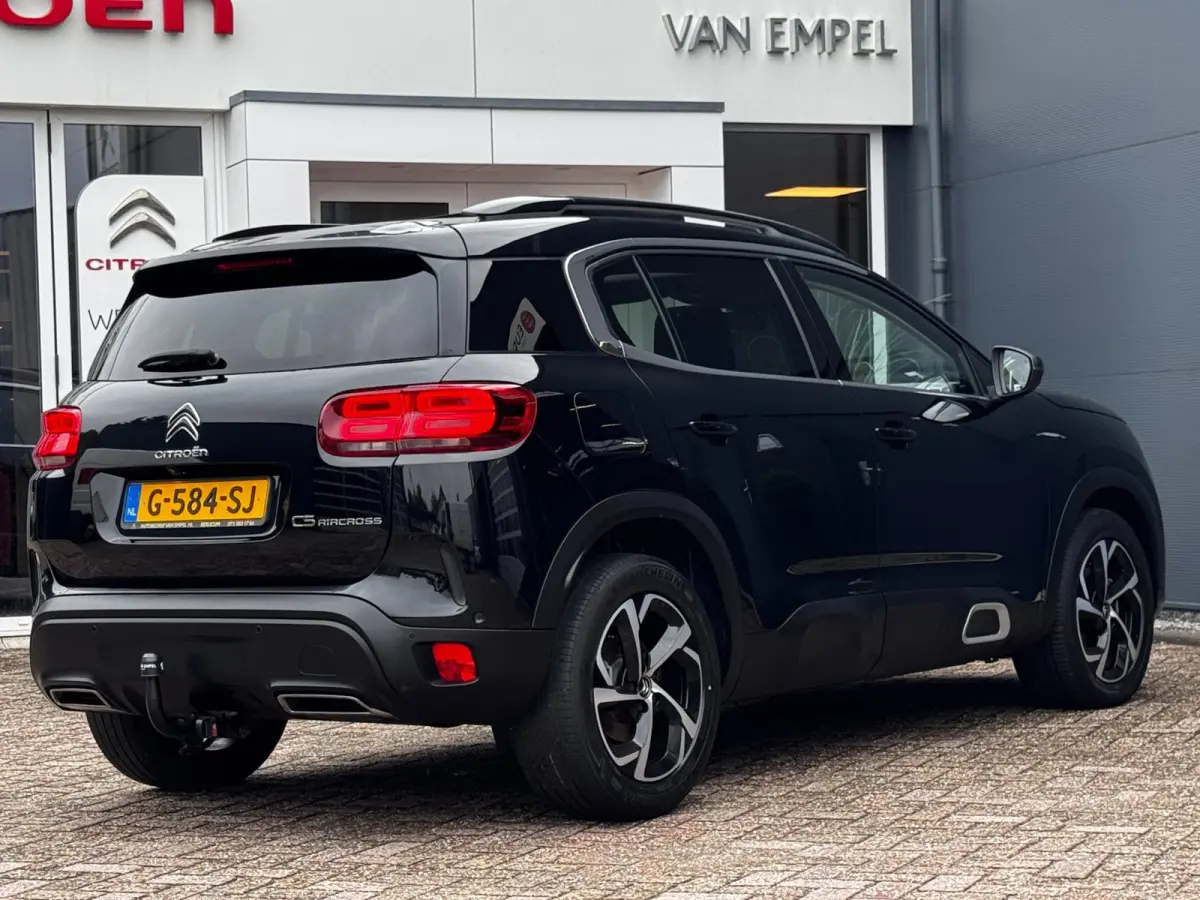 1.6 PureTech Feel | Trekhaak | Panoramadak | Stoelverwarming | Citroen dealer onderhouden | Camera