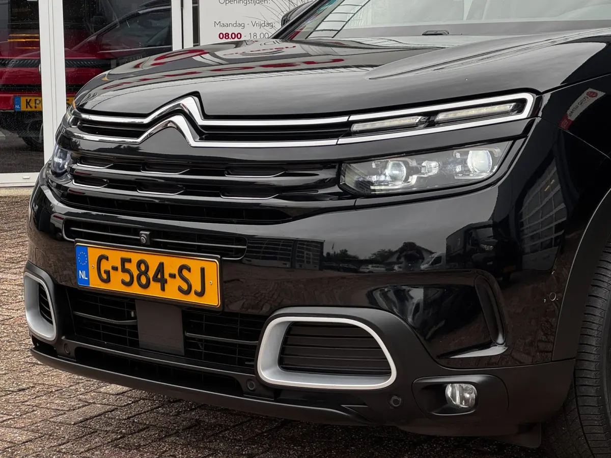 1.6 PureTech Feel | Trekhaak | Panoramadak | Stoelverwarming | Citroen dealer onderhouden | Camera