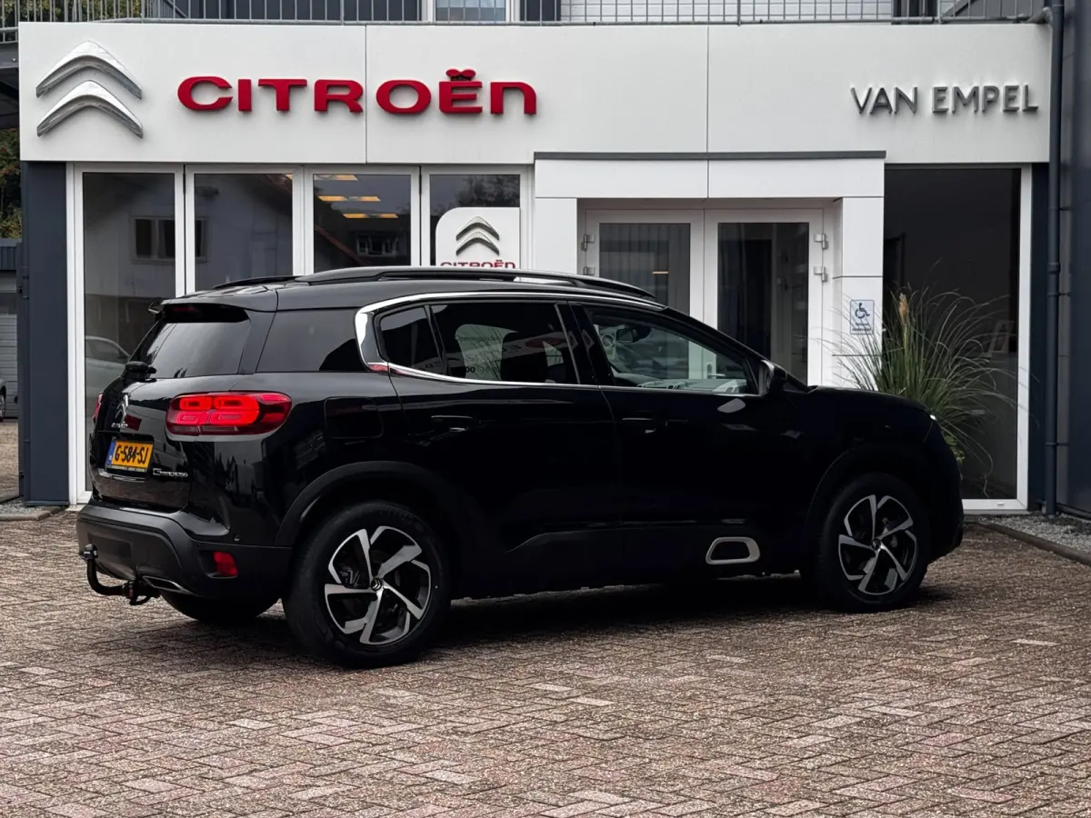 1.6 PureTech Feel | Trekhaak | Panoramadak | Stoelverwarming | Citroen dealer onderhouden | Camera