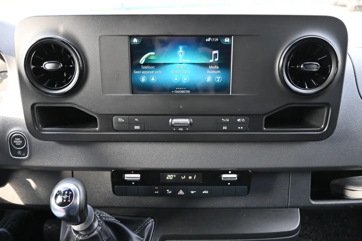 315 CDI L2H1 RWD LED, Geveerde stoel, Apple Carplay/Android Auto