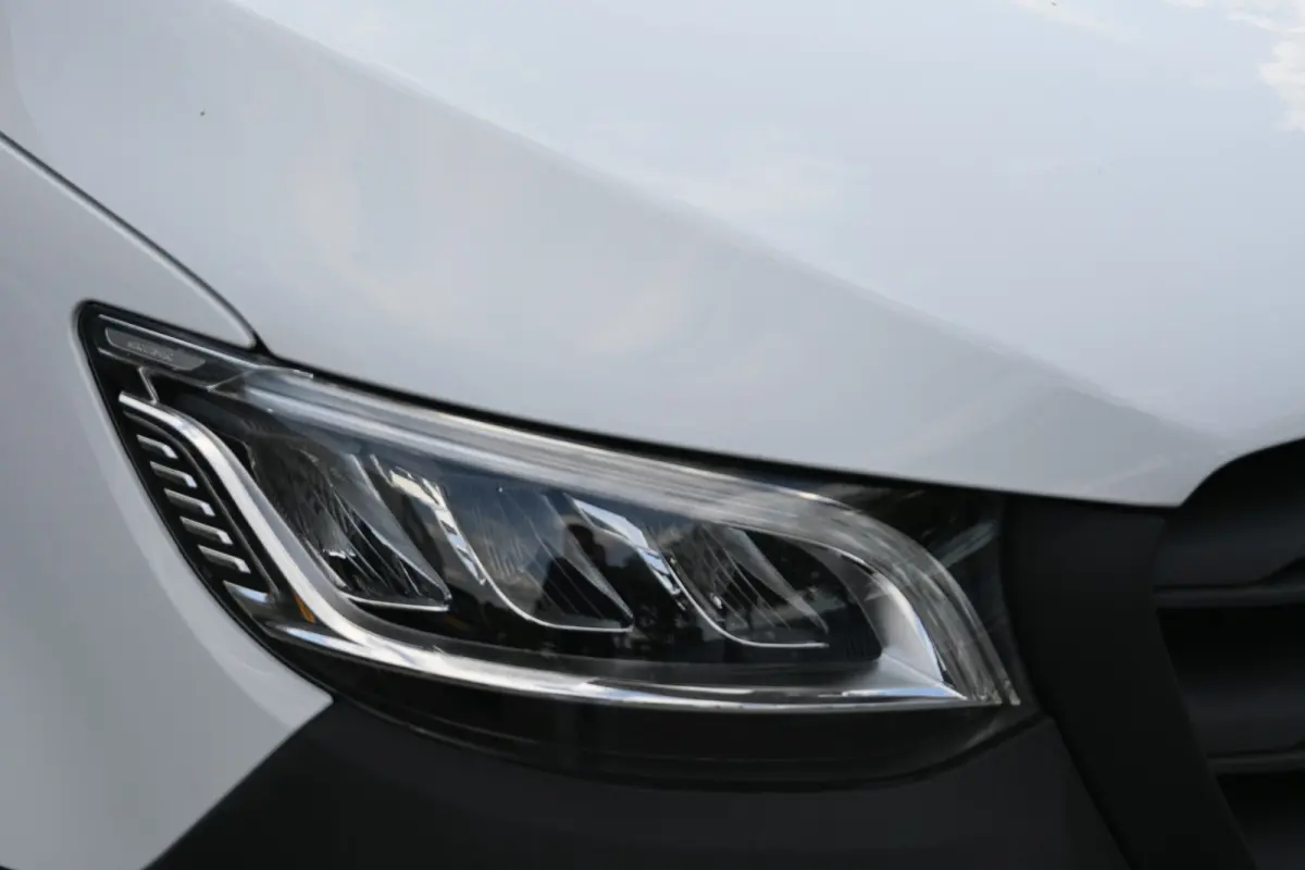 315 CDI L2H1 RWD LED, Geveerde stoel, Apple Carplay/Android Auto