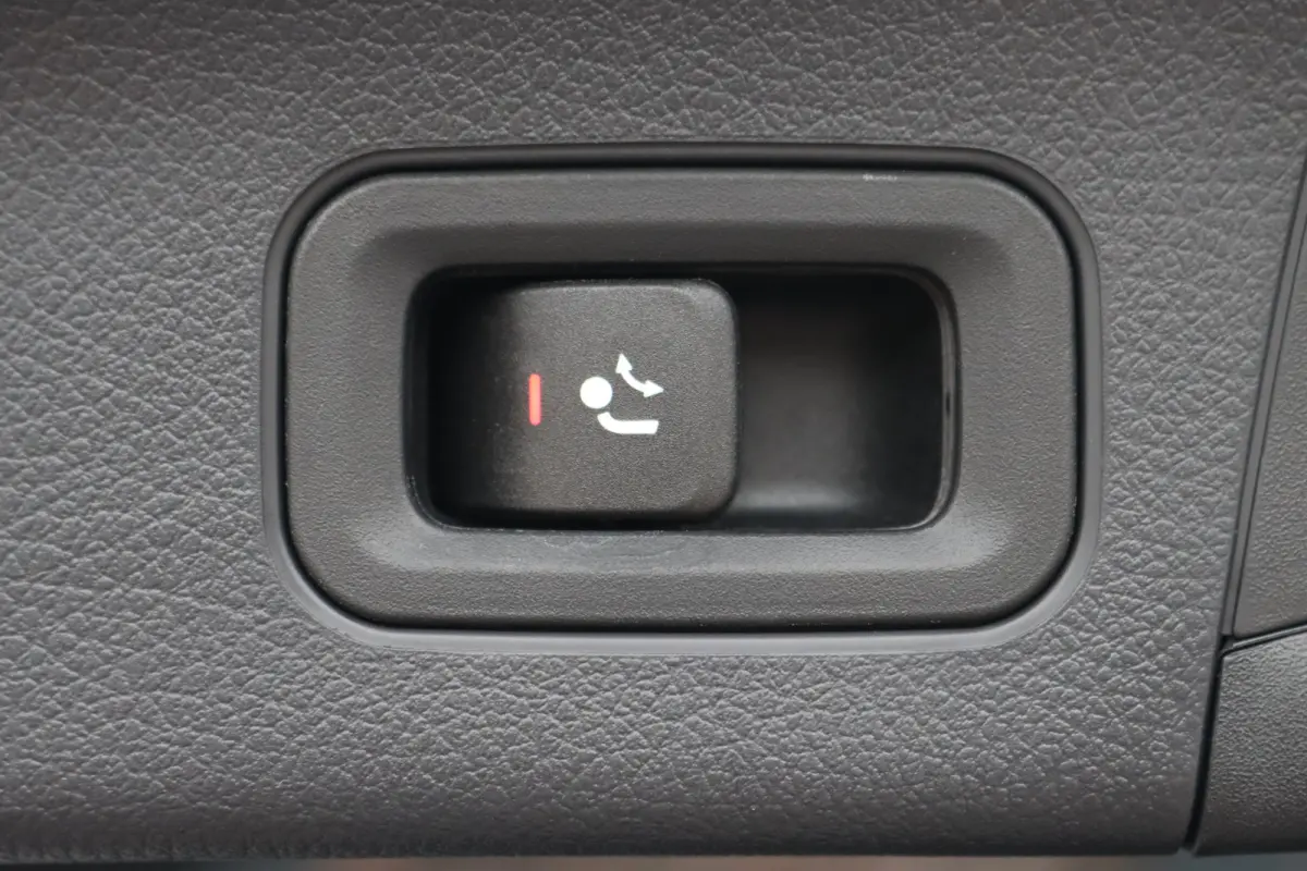 250 e AMG Line | Panoramadak | Burmester | Distronic | Memory | Trekhaak | Camera | Sfeerverlichting | Dodehoekassistent |