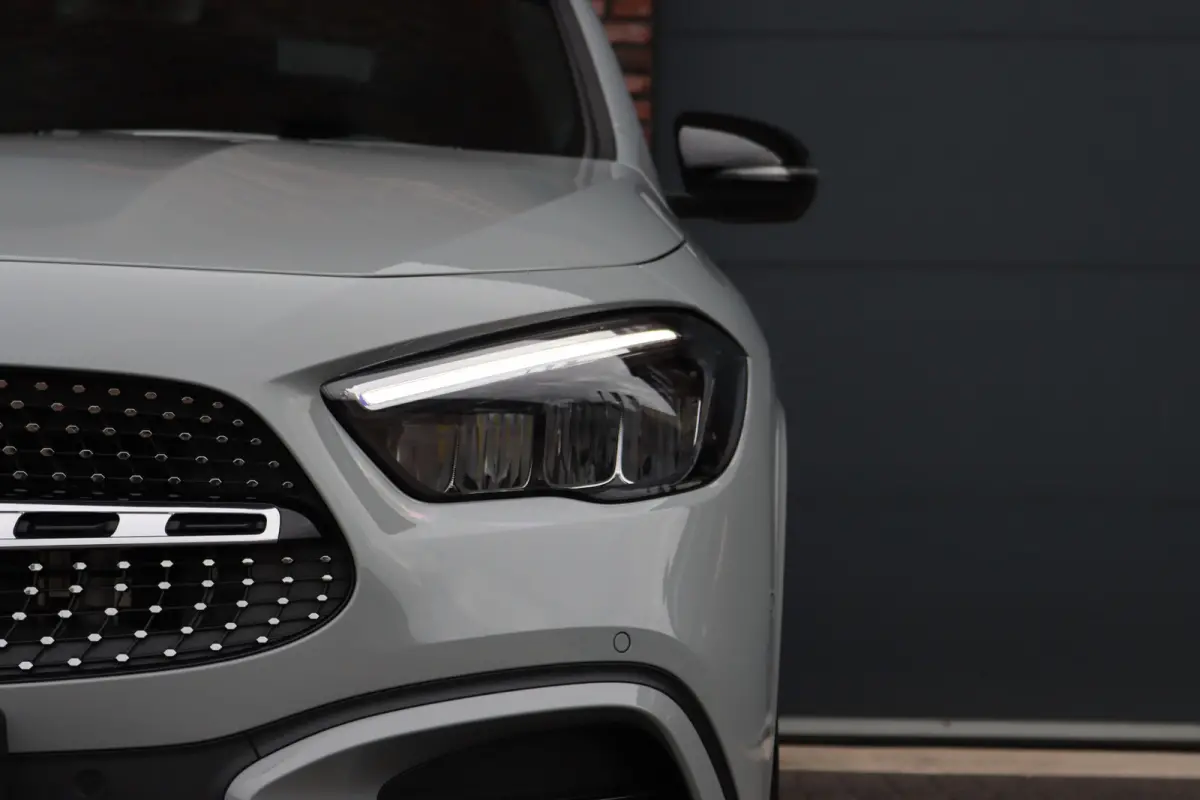 250 e AMG Line | Panoramadak | Burmester | Distronic | Memory | Trekhaak | Camera | Sfeerverlichting | Dodehoekassistent |