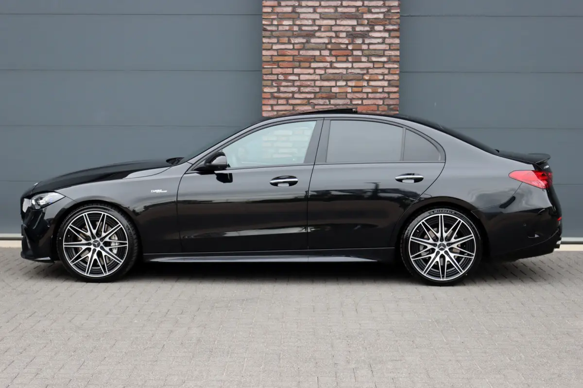 AMG 43 4MATIC | 408pk | Achterasbesturing | Distronic+ | Carbon | Panoramadak | Sportpakket | HUD | Surround Camera | Digital Light | Burmester |  Luchtkwaliteitspakket |