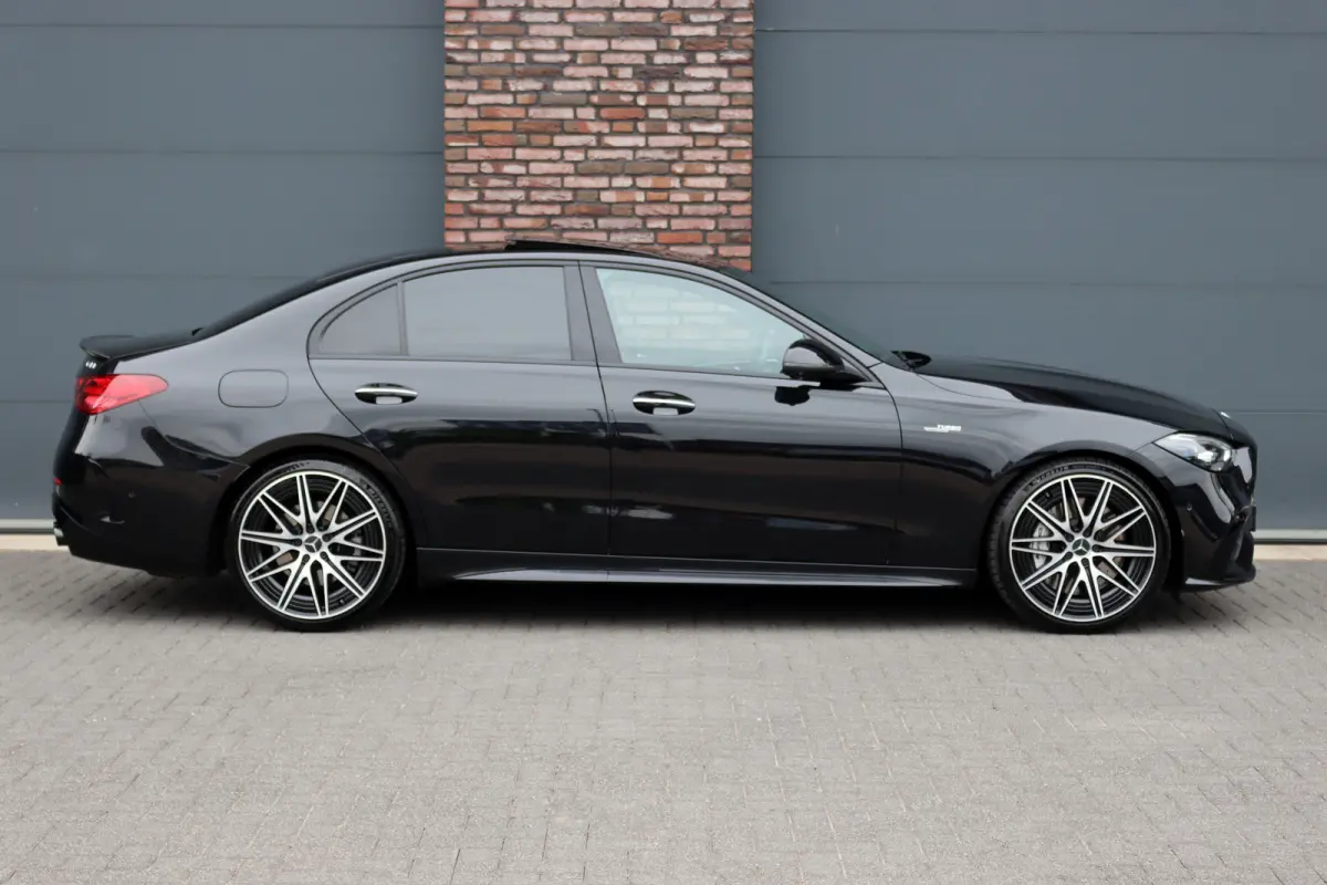 AMG 43 4MATIC | 408pk | Achterasbesturing | Distronic+ | Carbon | Panoramadak | Sportpakket | HUD | Surround Camera | Digital Light | Burmester |  Luchtkwaliteitspakket |