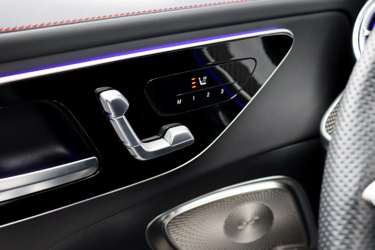 AMG 43 4MATIC | 408pk | Achterasbesturing | Distronic+ | Carbon | Panoramadak | Sportpakket | HUD | Surround Camera | Digital Light | Burmester |  Luchtkwaliteitspakket |