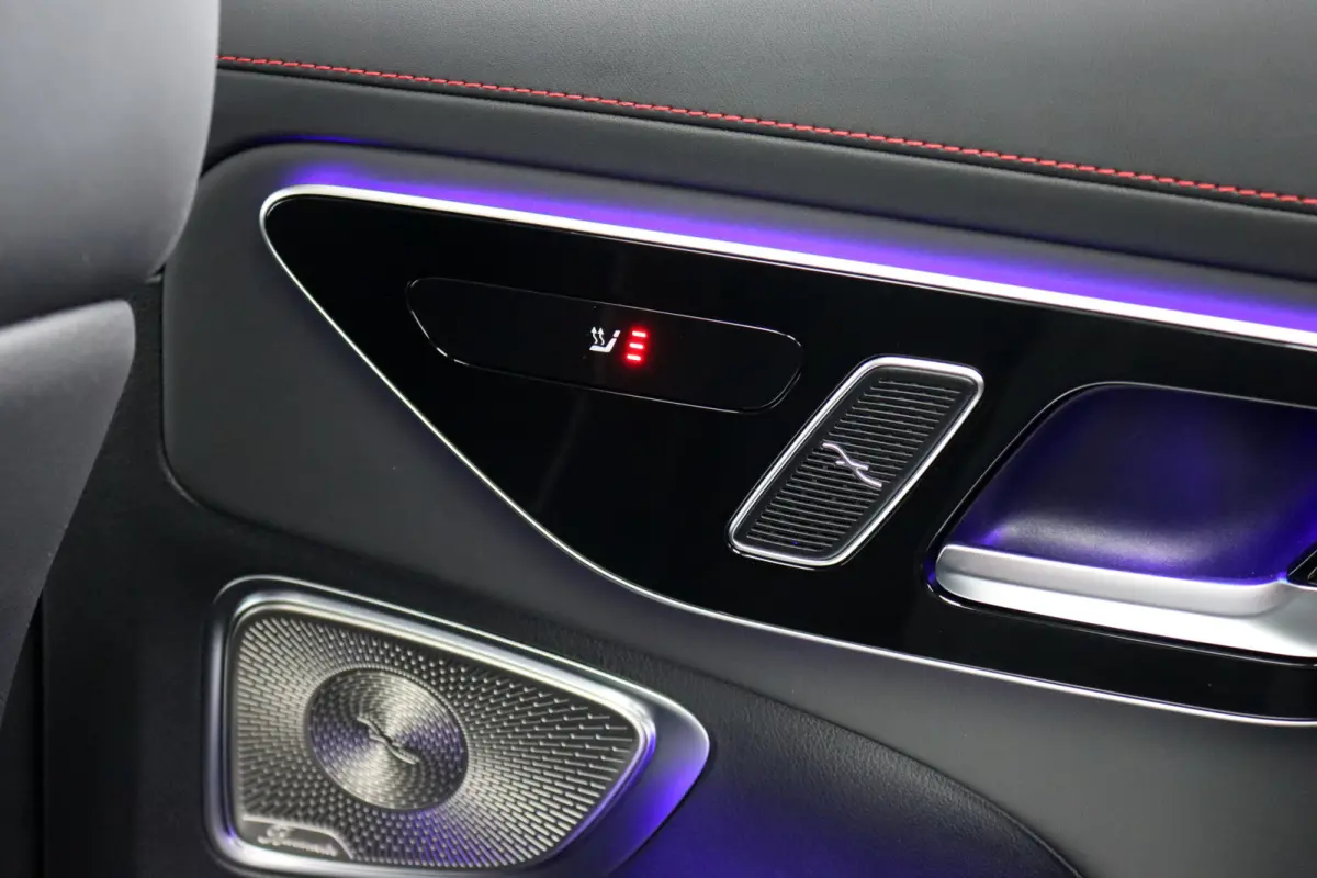 AMG 43 4MATIC | 408pk | Achterasbesturing | Distronic+ | Carbon | Panoramadak | Sportpakket | HUD | Surround Camera | Digital Light | Burmester |  Luchtkwaliteitspakket |