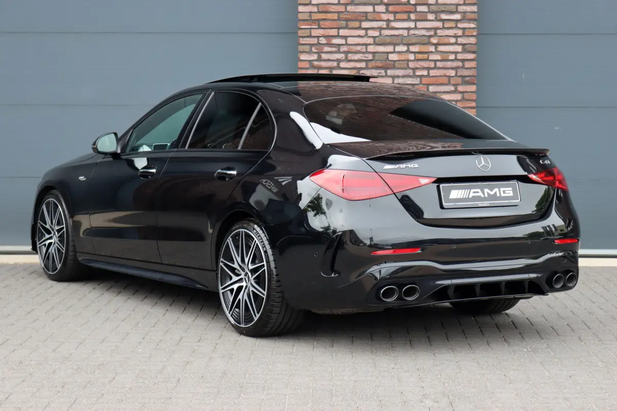 AMG 43 4MATIC | 408pk | Achterasbesturing | Distronic+ | Carbon | Panoramadak | Sportpakket | HUD | Surround Camera | Digital Light | Burmester |  Luchtkwaliteitspakket |