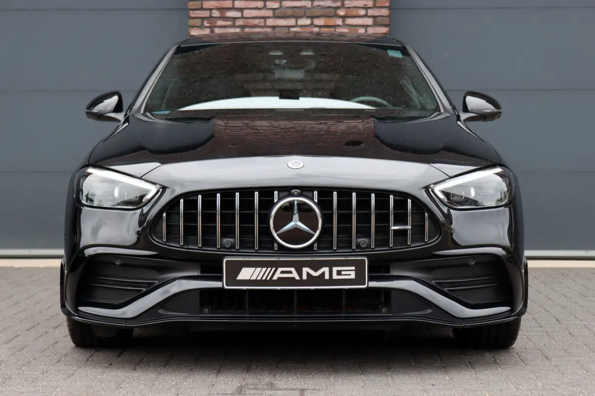 AMG 43 4MATIC | 408pk | Achterasbesturing | Distronic+ | Carbon | Panoramadak | Sportpakket | HUD | Surround Camera | Digital Light | Burmester |  Luchtkwaliteitspakket |