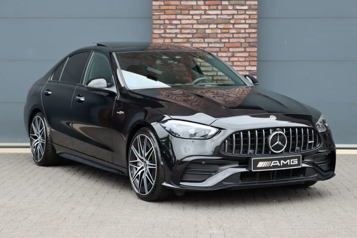 AMG 43 4MATIC | 408pk | Achterasbesturing | Distronic+ | Carbon | Panoramadak | Sportpakket | HUD | Surround Camera | Digital Light | Burmester |  Luchtkwaliteitspakket |
