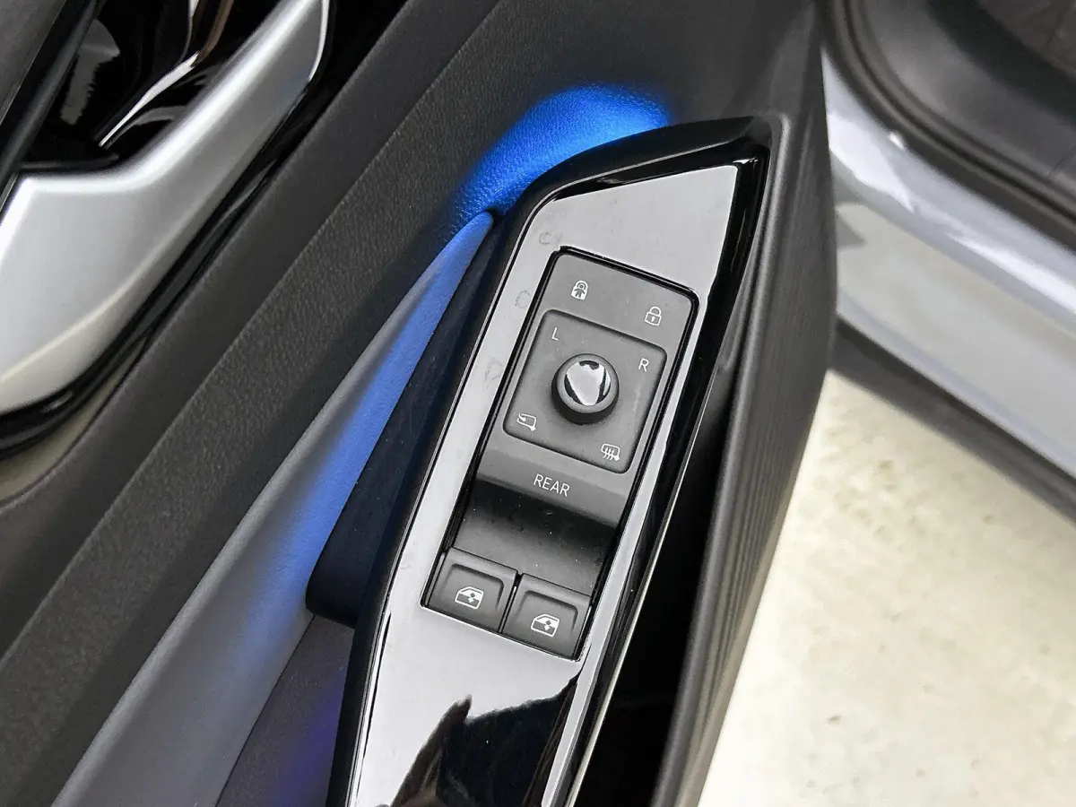 Pure 52 kWh | 170 PK | SoH...% | Appel Carplay / Android Auto | Parkeercamera | Trekhaak |