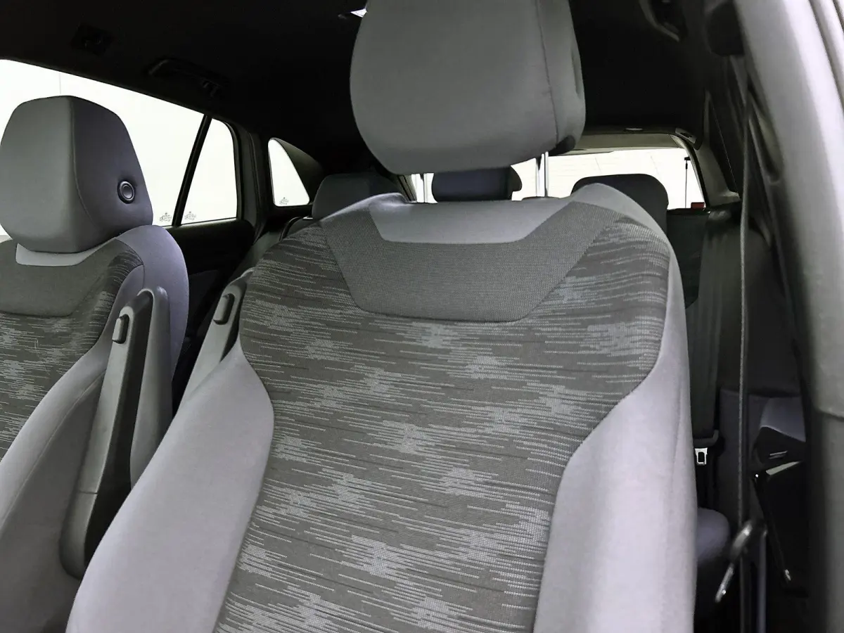 Pure 52 kWh | 170 PK | SoH...% | Appel Carplay / Android Auto | Parkeercamera | Trekhaak |