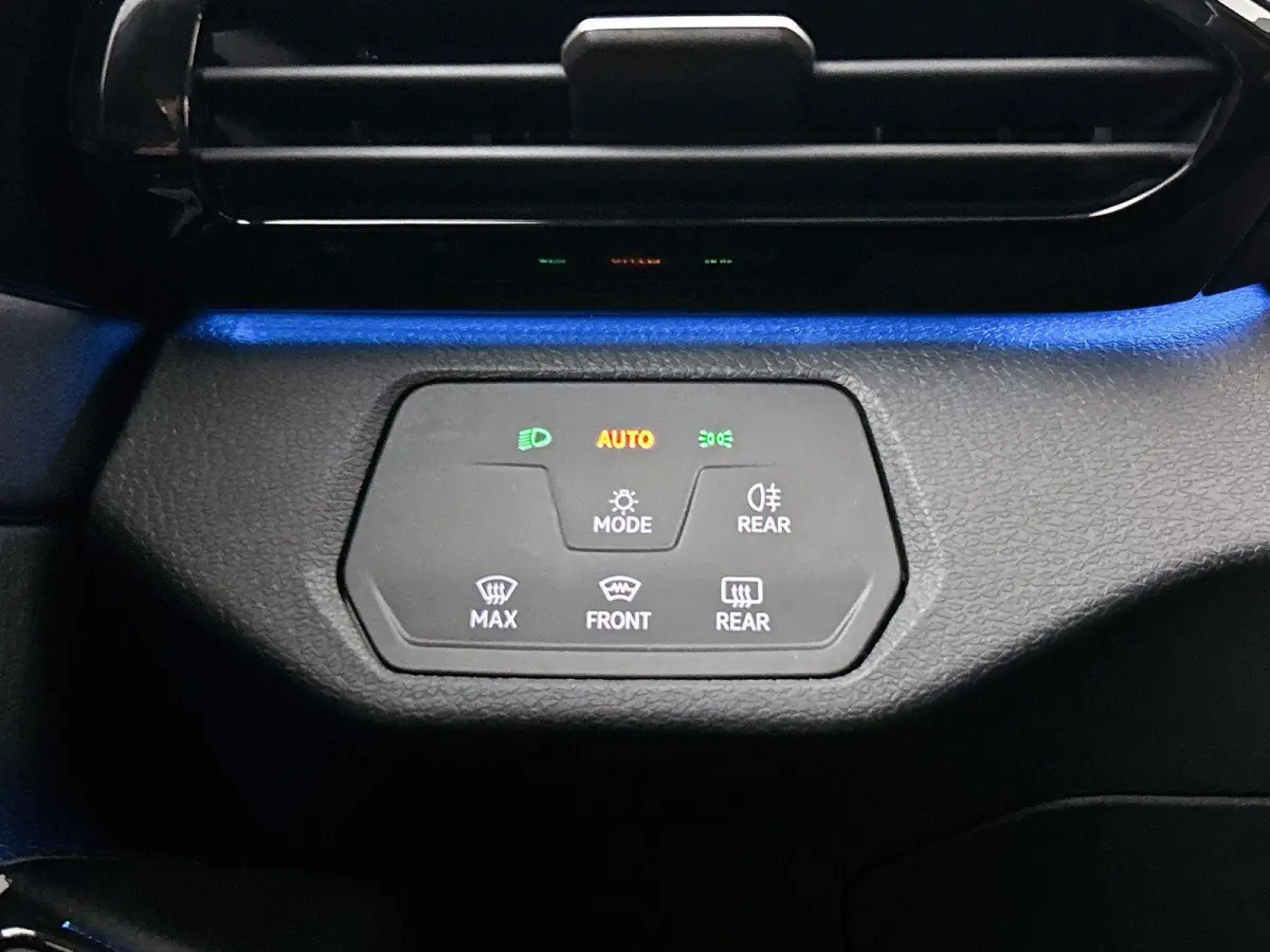 Pure 52 kWh | 170 PK | SoH...% | Appel Carplay / Android Auto | Parkeercamera | Trekhaak |