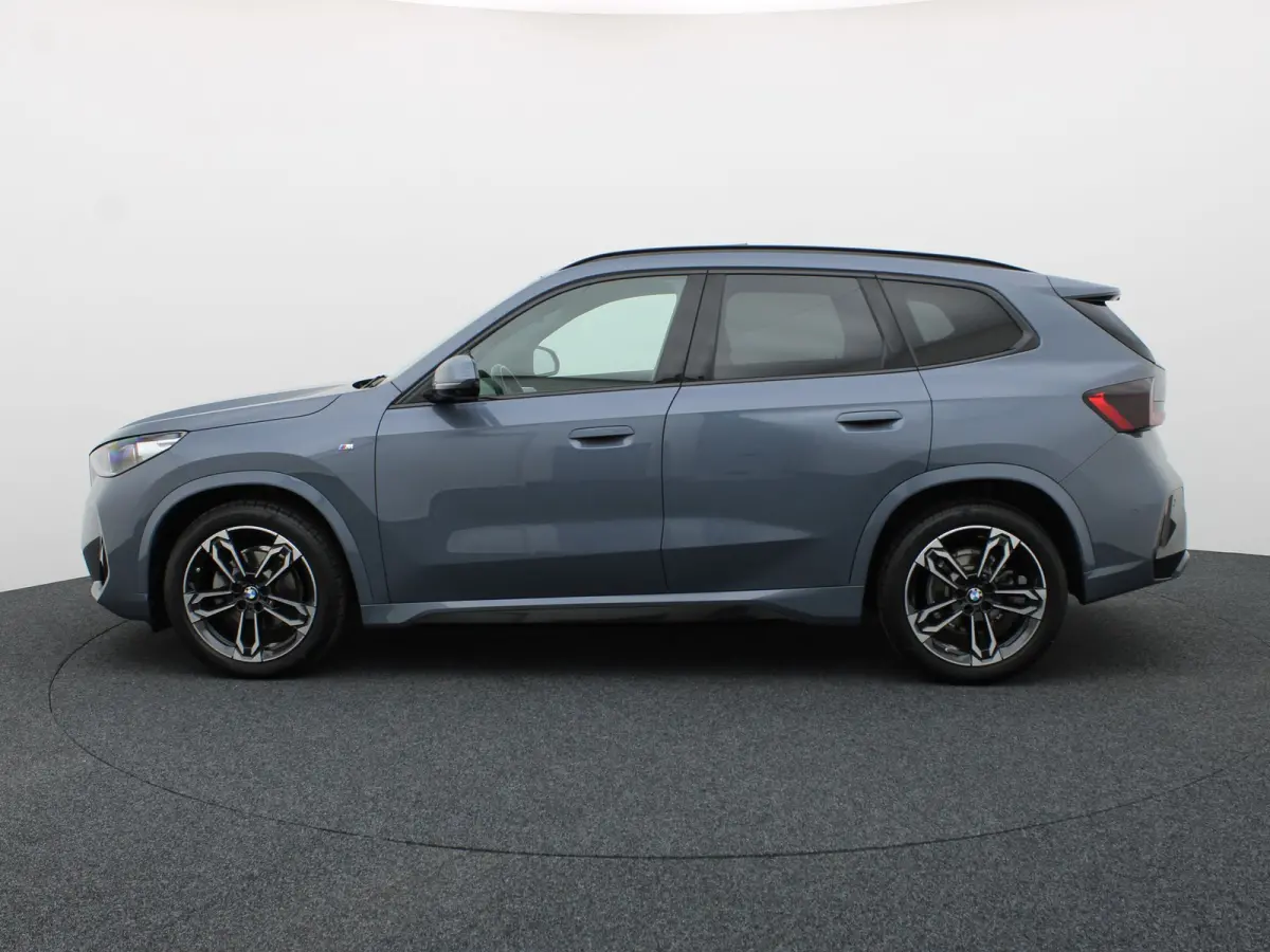 sDrive18i | M-Sport | Pano | Memory | 360 Camera | Head Up | Keyless | Harman/ Kardon | Prijs Rijklaar !!
