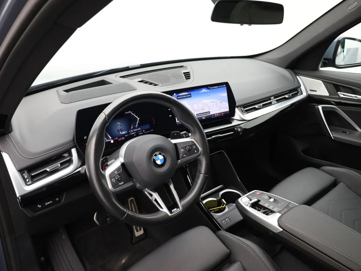 sDrive18i | M-Sport | Pano | Memory | 360 Camera | Head Up | Keyless | Harman/ Kardon | Prijs Rijklaar !!
