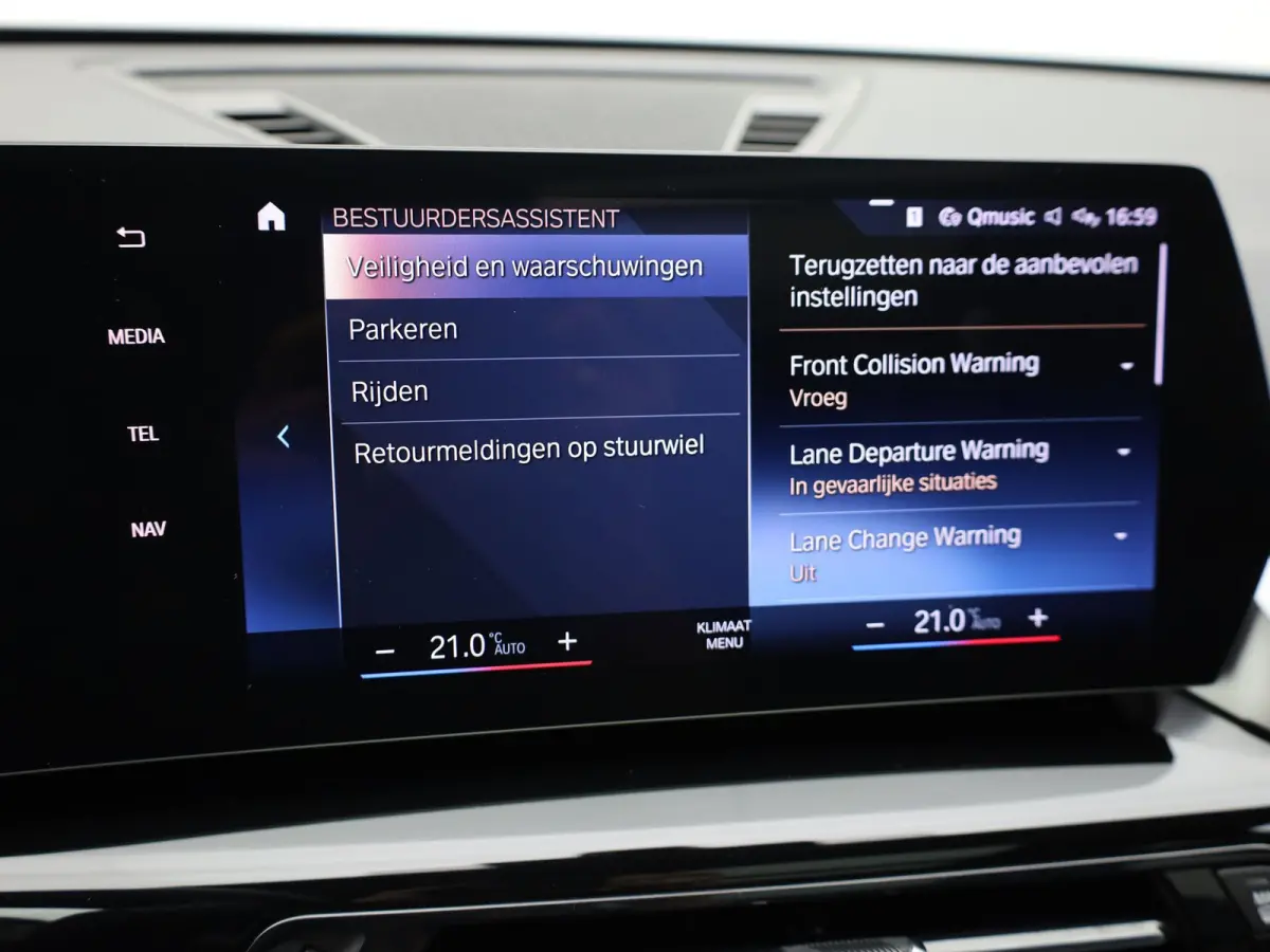 sDrive18i | M-Sport | Pano | Memory | 360 Camera | Head Up | Keyless | Harman/ Kardon | Prijs Rijklaar !!
