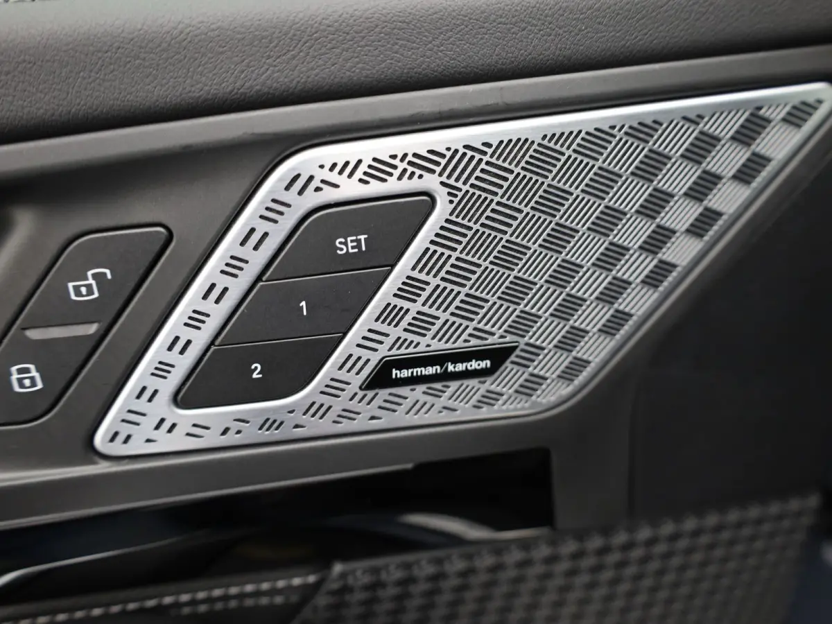 sDrive18i | M-Sport | Pano | Memory | 360 Camera | Head Up | Keyless | Harman/ Kardon | Prijs Rijklaar !!