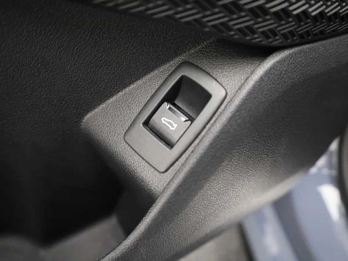 sDrive18i | M-Sport | Pano | Memory | 360 Camera | Head Up | Keyless | Harman/ Kardon | Prijs Rijklaar !!